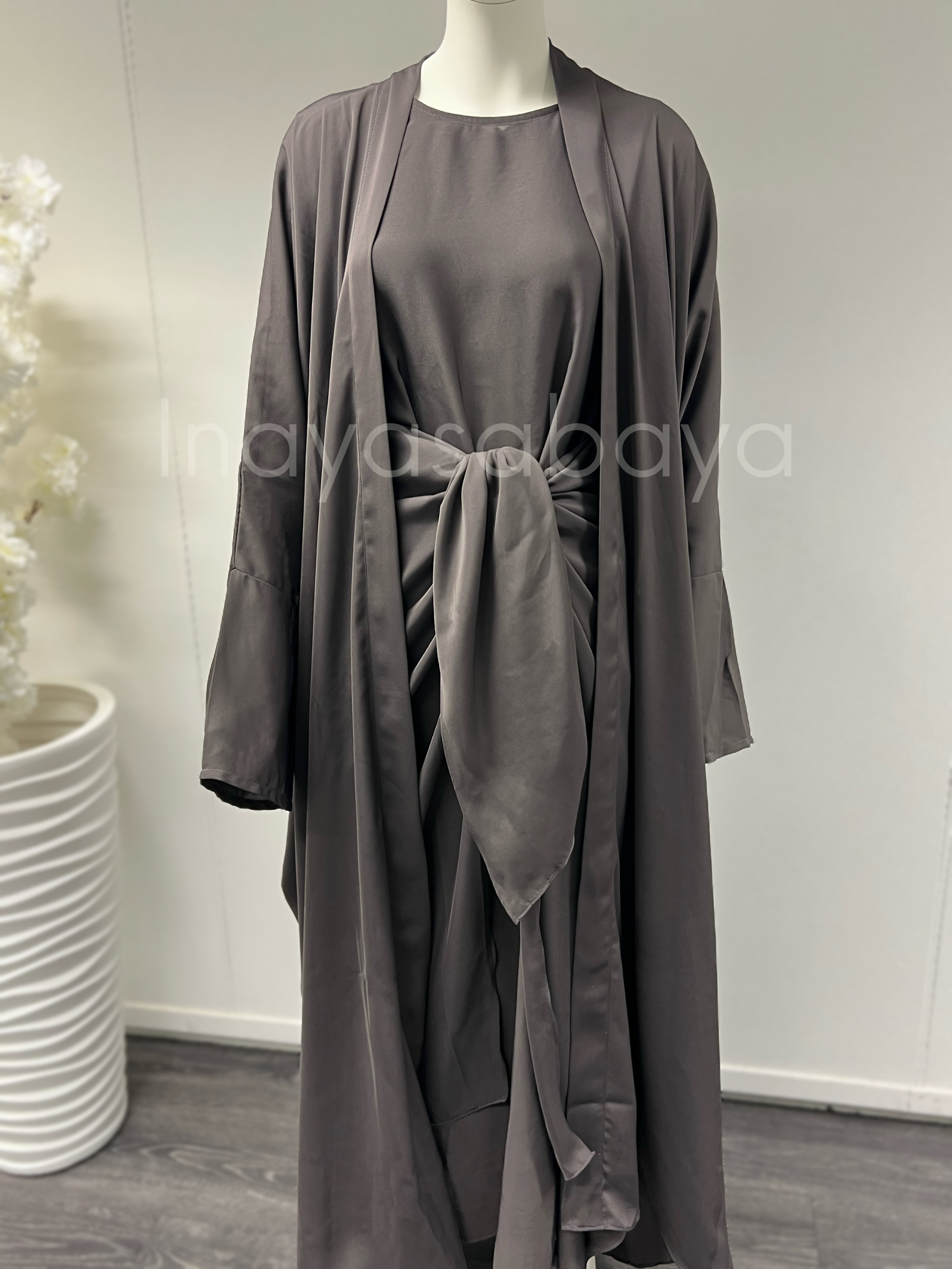 Noor set - Taupe grey